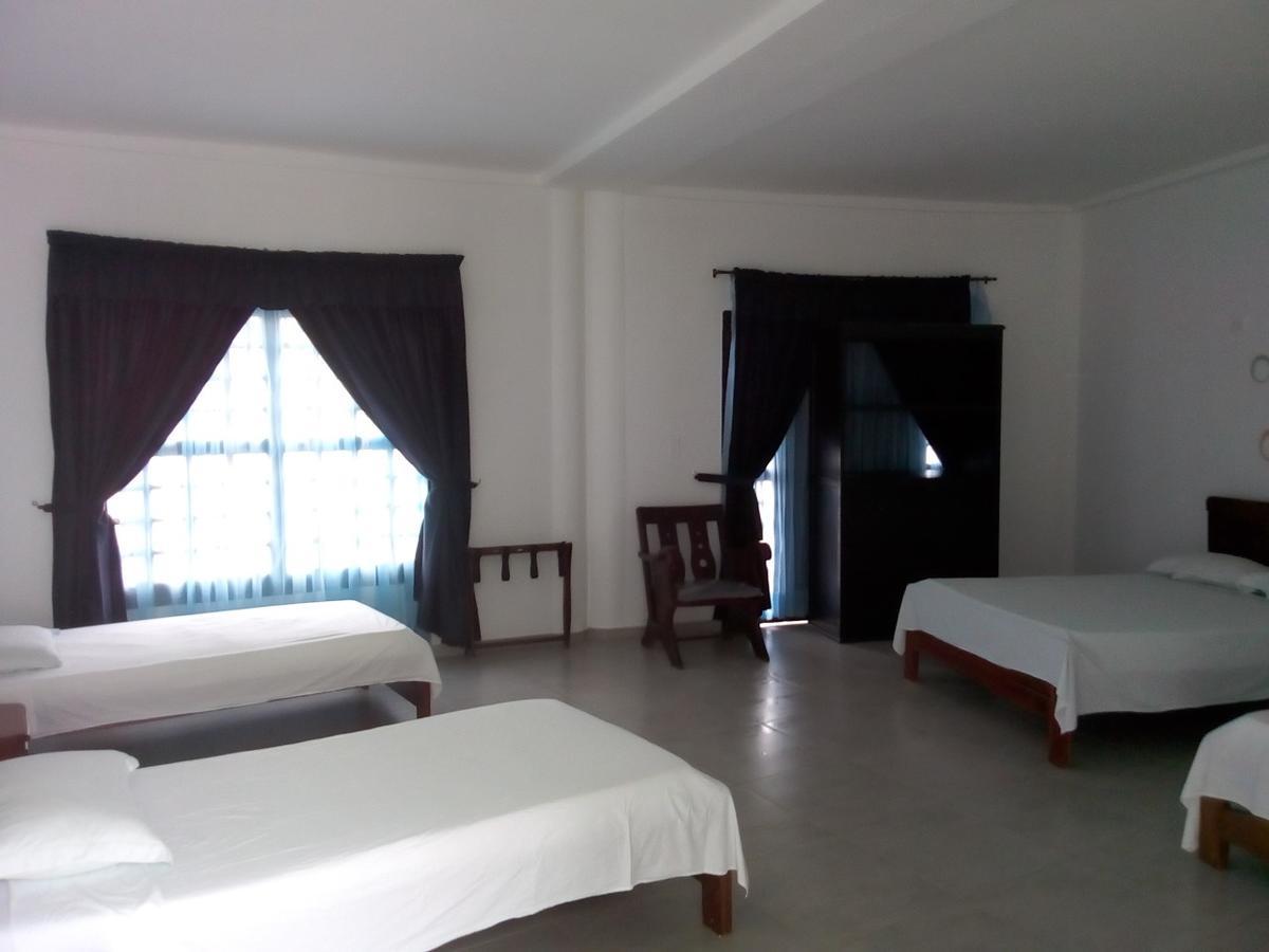 Hotel Plaza Real Montelibano Exterior photo